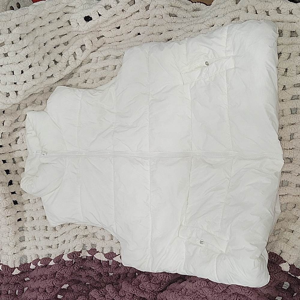Old Navy Puffer Vest